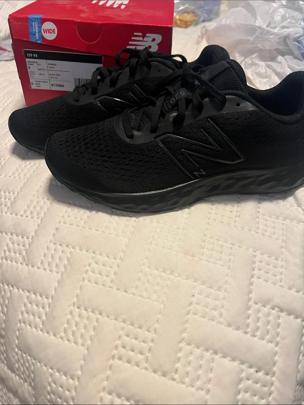 New Balance women All-Black Lightweight Knit Sneakers